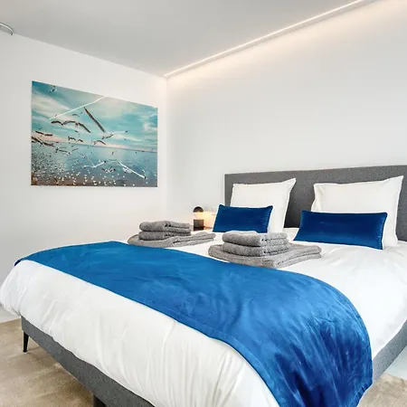Azul Villa *