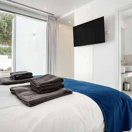 Azul Villa