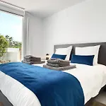 Azul Vila *